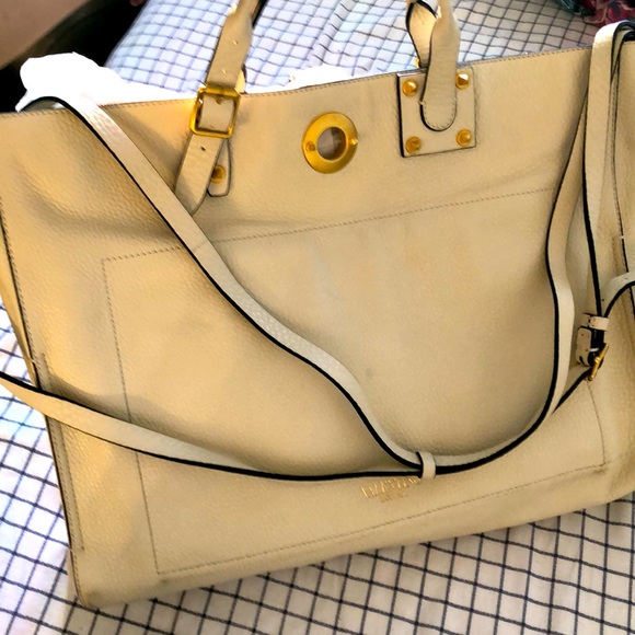 Valentino Garavani Eye on You Vitello leather bag - Picture 2 of 15